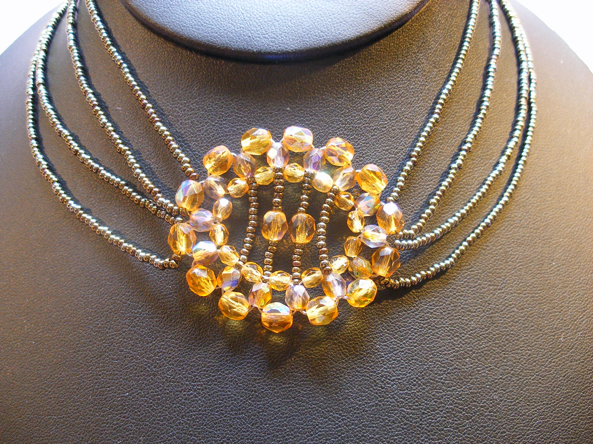 2007_0922necklacetry0029.jpg