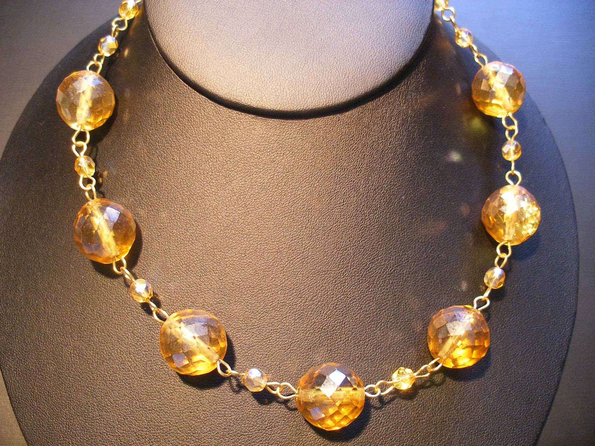 ambernecklaceset.jpg