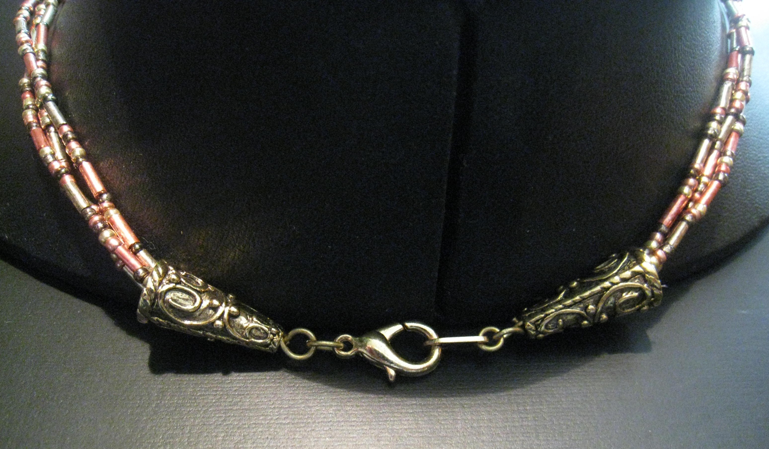 metalicnecklace3.jpg