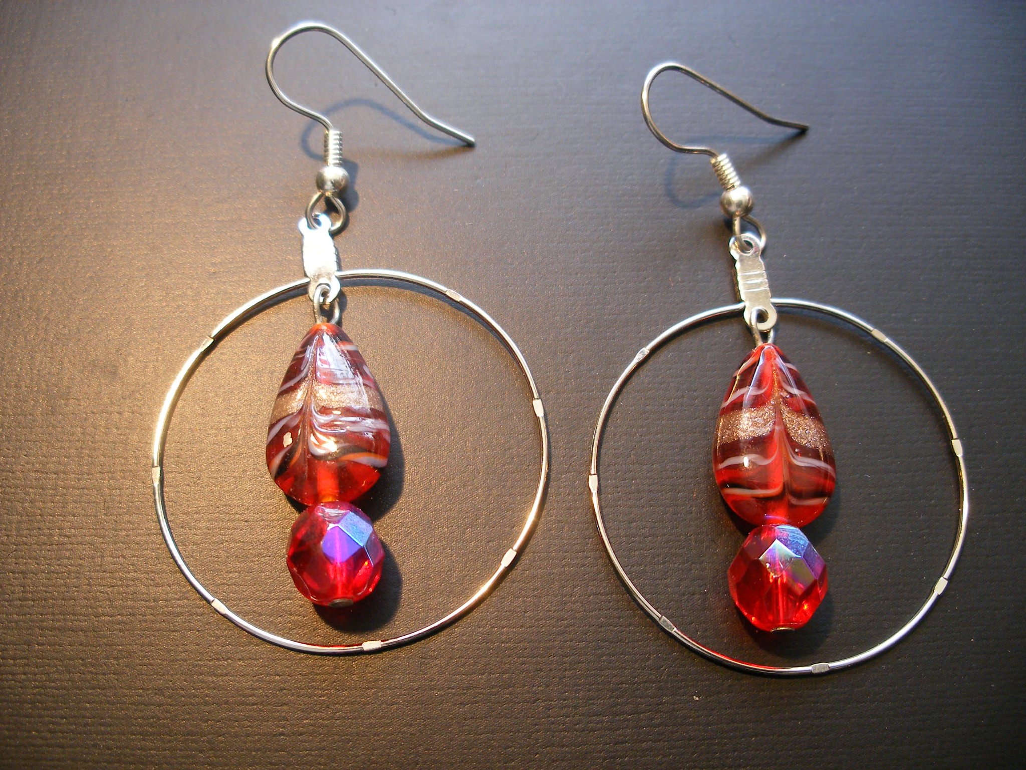 redcutieearrings.jpg